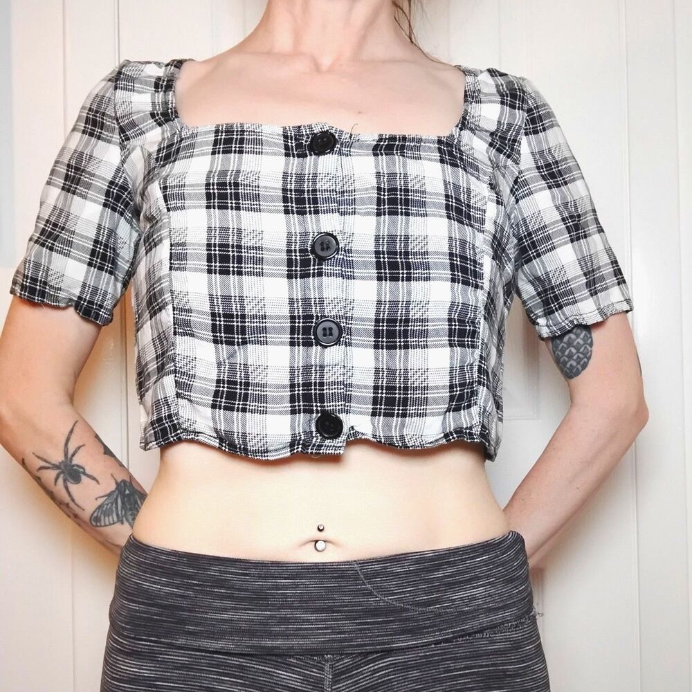 H&M Divided Plaid Crop Top Button Up Size 8